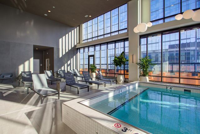 270 Hennepin Avenue 421, Minneapolis, MN 55401