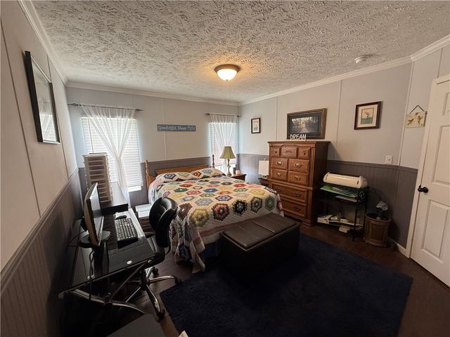 1 Suntop Lane, Holiday Island, AR 72631