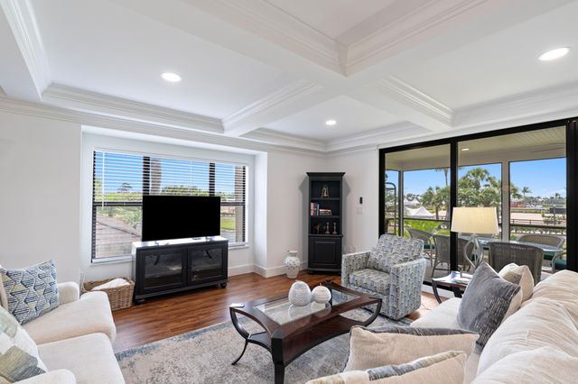 2835 Polo Island Drive H202, Wellington, FL 33414