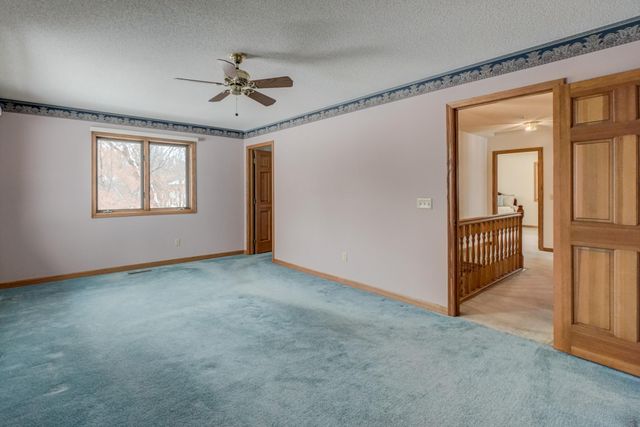 6155 Woodchuck Circle, Lino Lakes, MN 55110