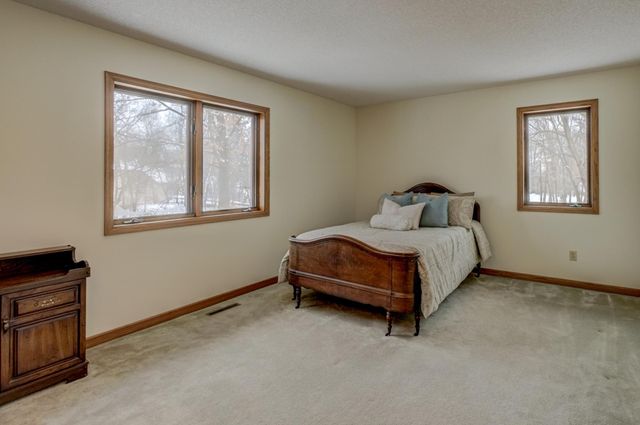 6155 Woodchuck Circle, Lino Lakes, MN 55110