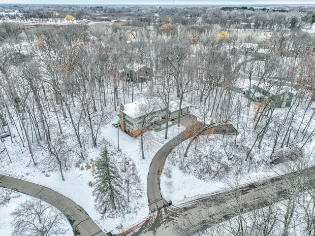 6155 Woodchuck Circle, Lino Lakes, MN 55110
