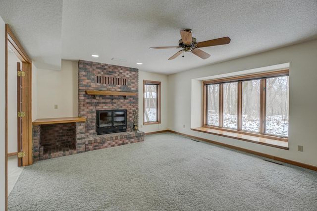 6155 Woodchuck Circle, Lino Lakes, MN 55110