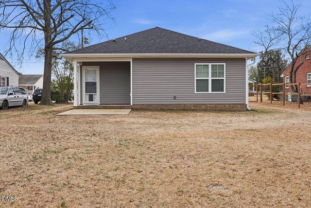 512 W Lofton Street, Lillington, NC 27546