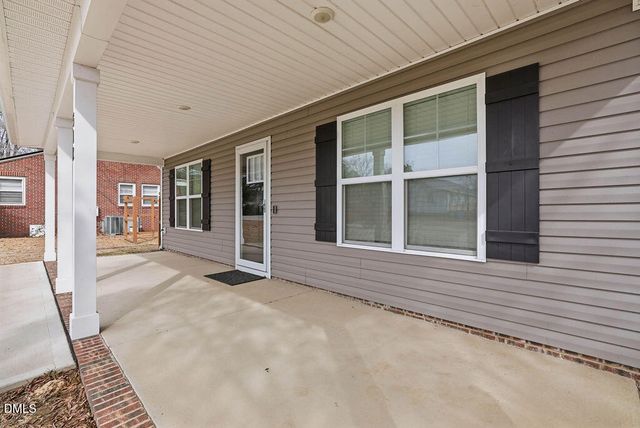 512 W Lofton Street, Lillington, NC 27546