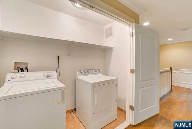 31 Skymark Court 31, Upper Saddle River, NJ 07458