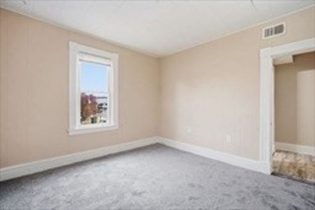 201 Main St, Springfield, MA 01151