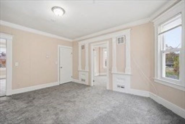 201 Main St, Springfield, MA 01151