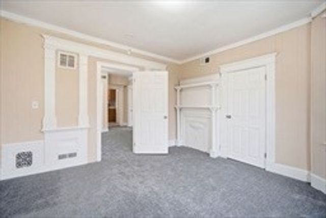 201 Main St, Springfield, MA 01151