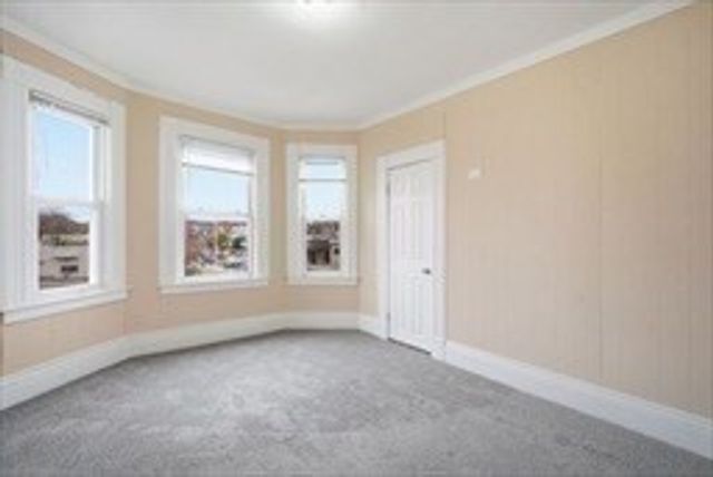 201 Main St, Springfield, MA 01151