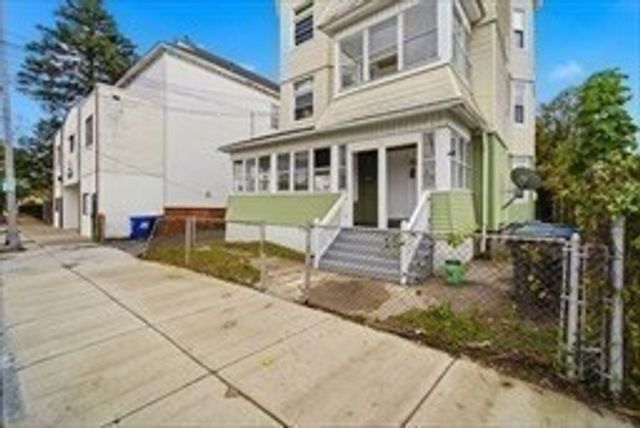 201 Main St, Springfield, MA 01151