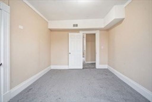 201 Main St, Springfield, MA 01151