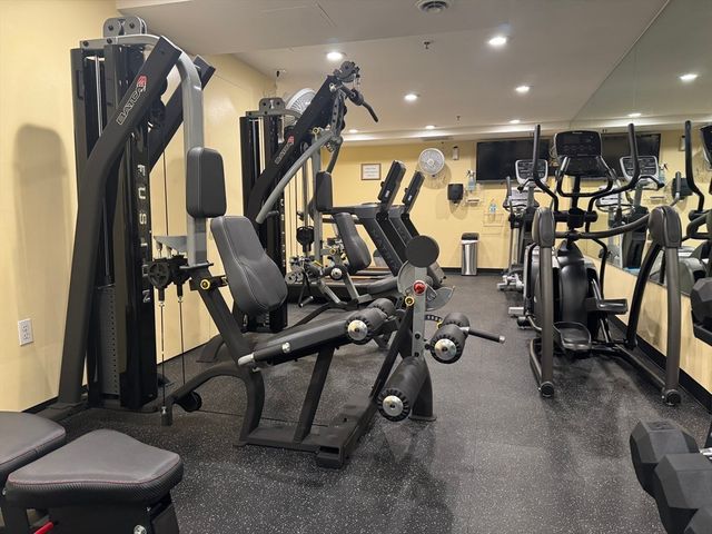 350 Revere Beach Blvd 12K, Revere, MA 02151