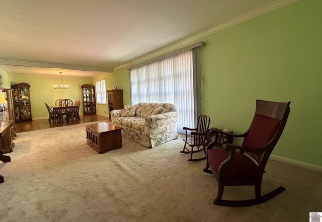 1506 London Drive, Murray, KY 42071