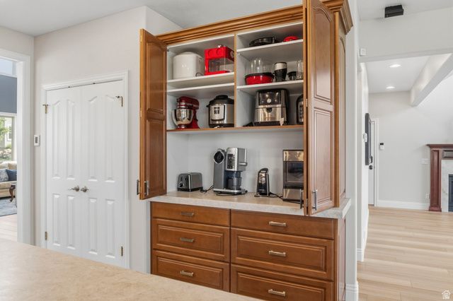 1647 E WYLIE LN, Draper, UT 84020