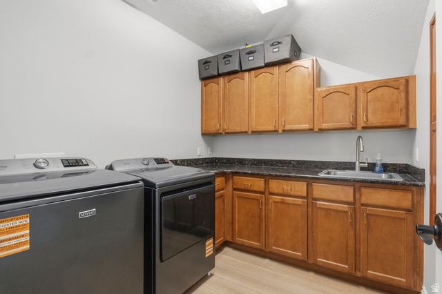 1647 E WYLIE LN, Draper, UT 84020