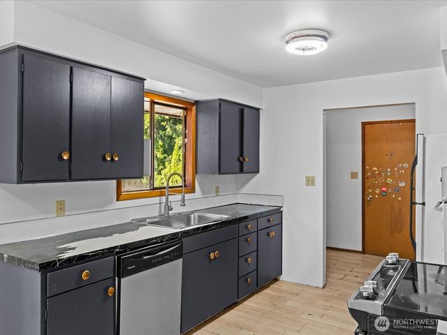 1416 112th Street SE, Everett, WA 98204