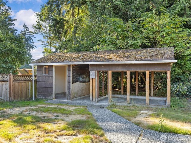 1416 112th Street SE, Everett, WA 98204