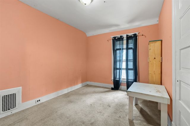 1319 Jackson Street, Kalamazoo, MI 49001