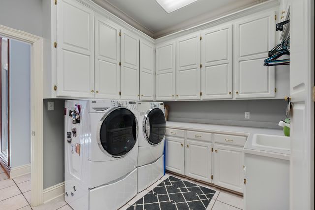 213 W Canebrake Blvd., Hattiesburg, MS 39402