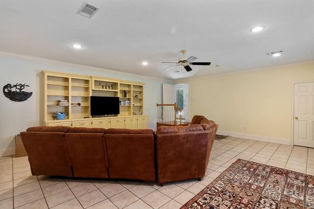 213 W Canebrake Blvd., Hattiesburg, MS 39402