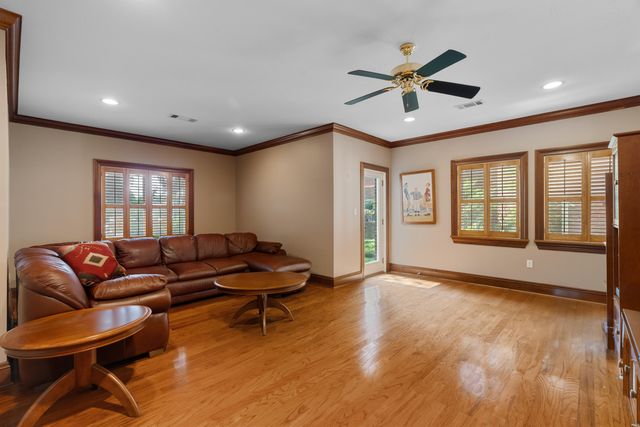 213 W Canebrake Blvd., Hattiesburg, MS 39402