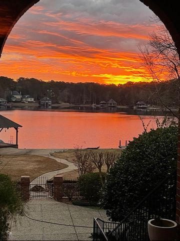 213 W Canebrake Blvd., Hattiesburg, MS 39402