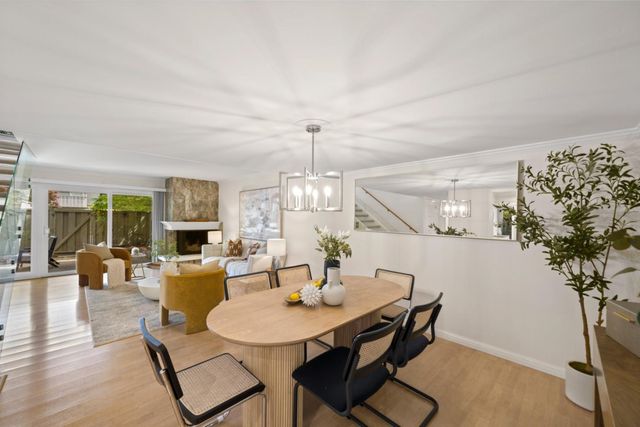 23 Los Altos Square, Los Altos, CA 94022