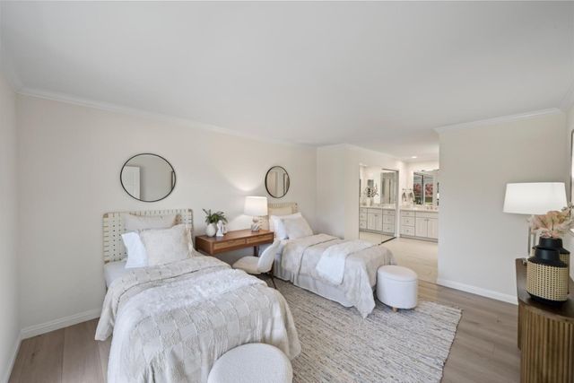 23 Los Altos Square, Los Altos, CA 94022