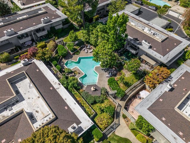 23 Los Altos Square, Los Altos, CA 94022