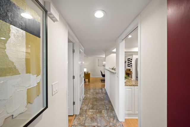 23 Los Altos Square, Los Altos, CA 94022
