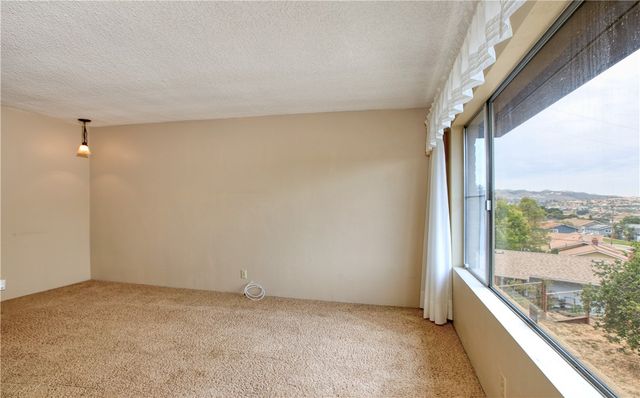 910 N 12th Street, Grover Beach, CA 93433