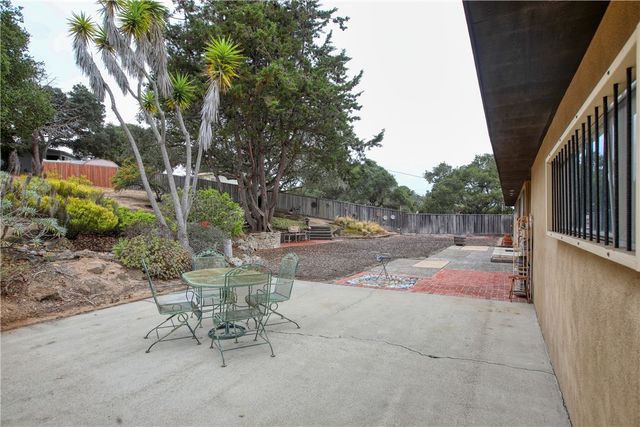 910 N 12th Street, Grover Beach, CA 93433