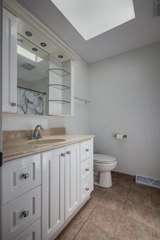 8026 50th AVENUE, Kenosha, WI 53142