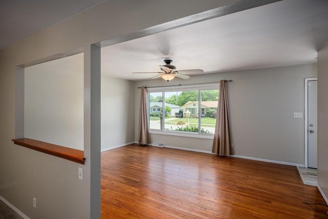 8026 50th AVENUE, Kenosha, WI 53142