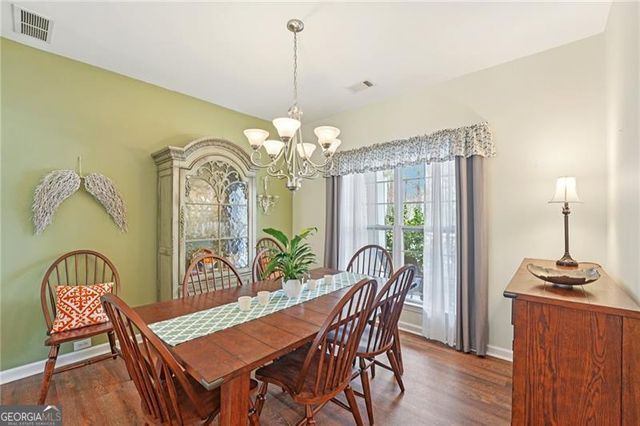 498 Highlands Loop, Woodstock, GA 30188