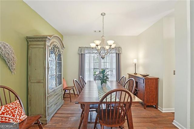 498 Highlands Loop, Woodstock, GA 30188