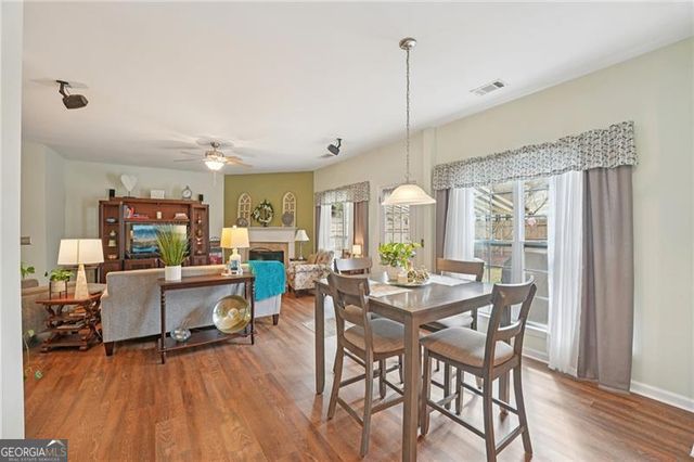 498 Highlands Loop, Woodstock, GA 30188