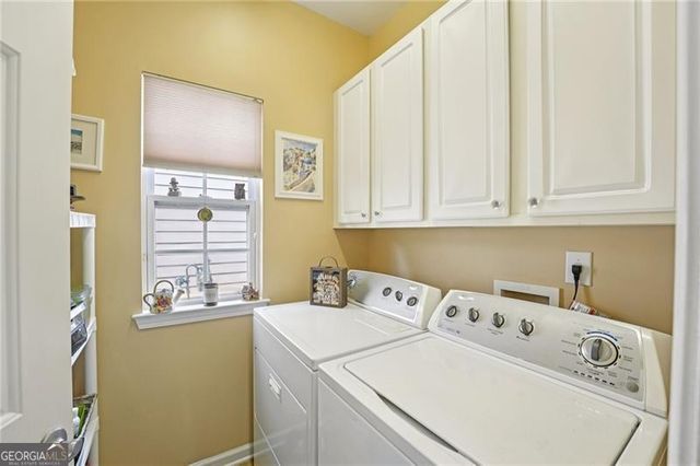 498 Highlands Loop, Woodstock, GA 30188