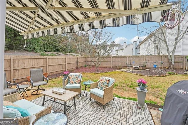 498 Highlands Loop, Woodstock, GA 30188