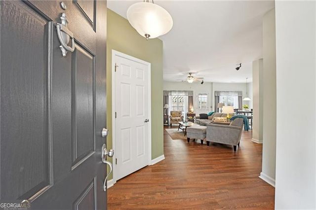 498 Highlands Loop, Woodstock, GA 30188