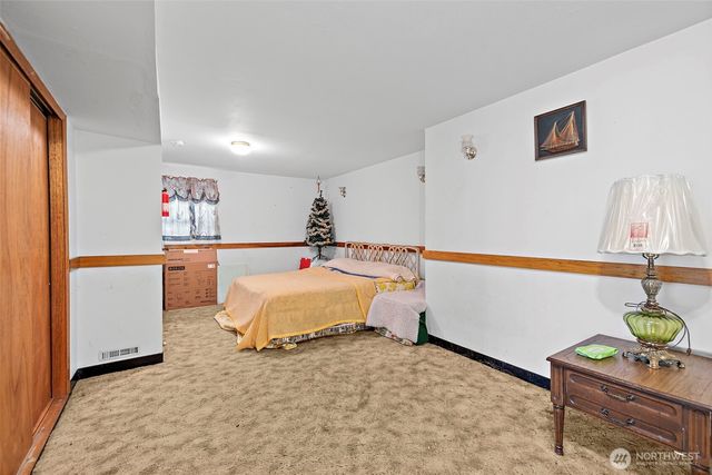 8829 20th Avenue SW, Seattle, WA 98106