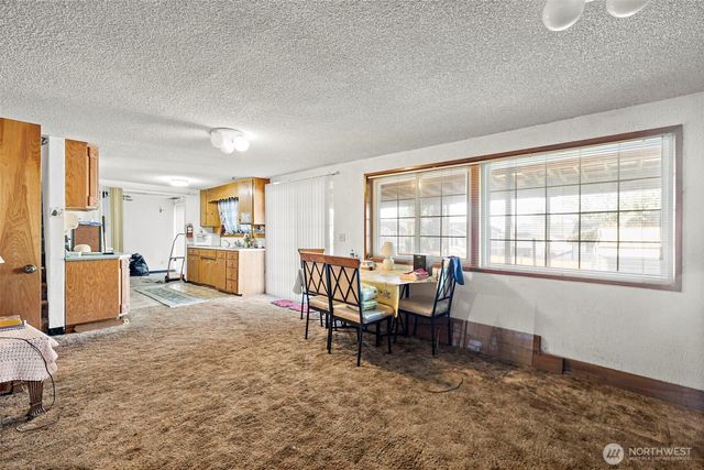 8829 20th Avenue SW, Seattle, WA 98106