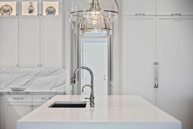 206 Locha Drive, Jupiter, FL 33458