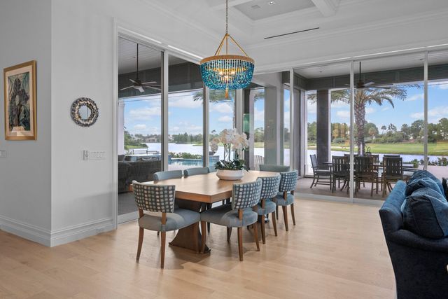 206 Locha Drive, Jupiter, FL 33458