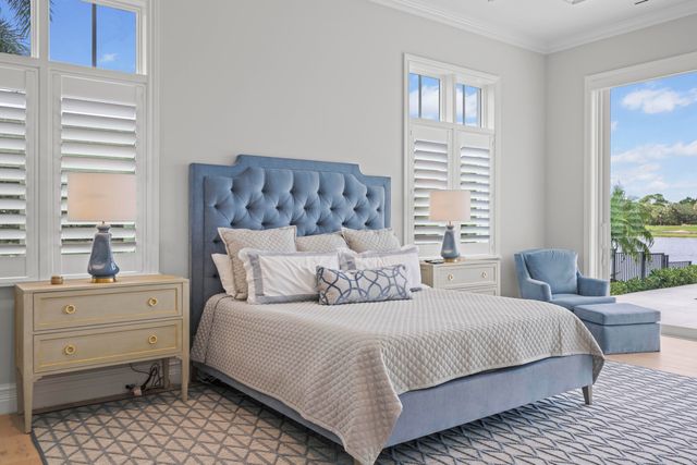 206 Locha Drive, Jupiter, FL 33458