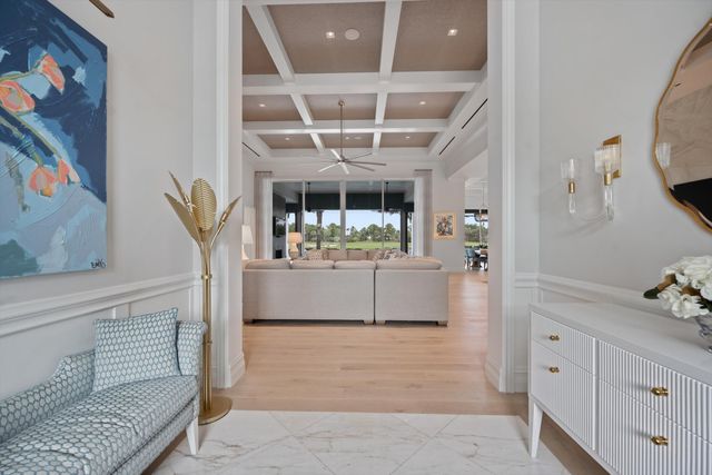 206 Locha Drive, Jupiter, FL 33458