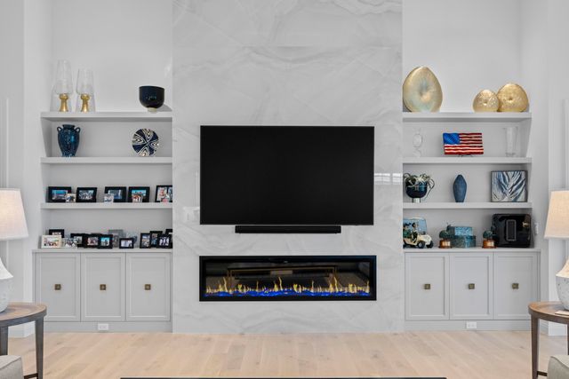 206 Locha Drive, Jupiter, FL 33458