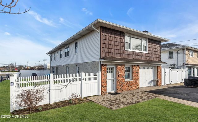 3209 Mattapan Avenue, Point Pleasant, NJ 08742