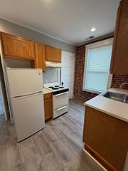 250 Washington St 7, Salem, MA 01970